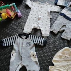 ミキハウスバスタオル＆70センチ男の子服の画像