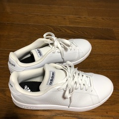 adidasほぼ新品27.5 セット引取り早い方優先アドバンコートの画像