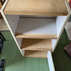 食器棚の画像