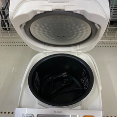 象印　マイコン炊飯ジャーの画像