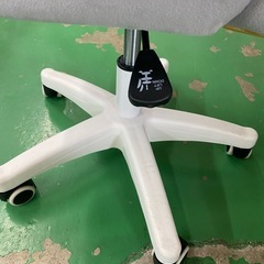 【7H01③】オフィスチェアの画像
