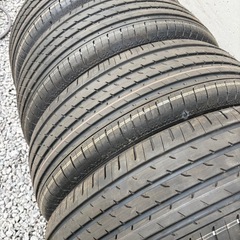 新車外し❗️225/65/17夏ヨコハマの画像