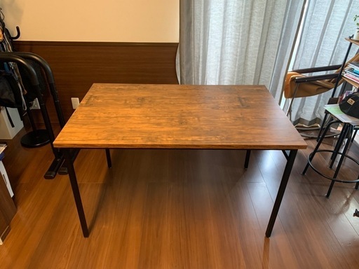 【木目調、アンティーク風】ダイニングテーブル