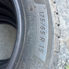 タイヤ　MICHELIN X-ICE SNOW 175/65R15 2021製　4本　冬タイヤの画像