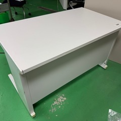 【売約済み】★フロンティアグループいわき店★お手頃価格！オフィス机 パソコン机 長さ120cm縦70cm 高さ70cmの画像