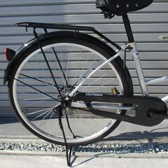 E403　★限定特価★ 中古自転車 【26インチ　シルバー　LEDダイナモライト 】の画像