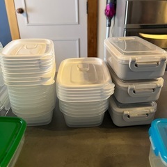 【取引中】タッパー お弁当箱 まとめ売り 未使用品あり ガラス製 プラスチック製の画像