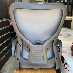 フロアチェア　デスクチェア　肘掛け付き　回転座椅子の画像