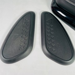 【美品】トライアンフ　部品　色々の画像