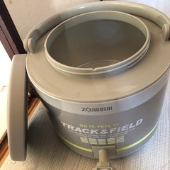 ZOJIRUSHI 携帯式保冷容器　 の画像