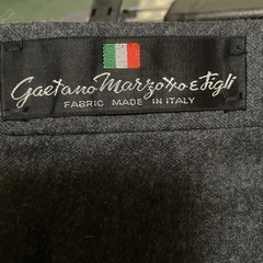 イタリア製🇮🇹men'sパンツ　　裾上げなしの画像