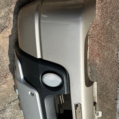 【物々交換も可】ABA-JB23W 平成17年式　スズキ　ジムニー　から取り外しました　純正フロントバンパー　左右フォグランプ付き　です。【ご不要な自動車部品その他何でも色々なものと交換させていただくことも可能ですので、お気軽にお問い合わせください】の画像