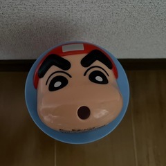 クレヨンしんちゃんのタンブラーの画像