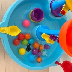 水遊び ウォーターテーブル、プールのセット　の画像