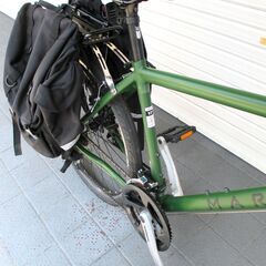 中古自転車 MARIN マリン URBAN アーバン クロスバイク 自転車 24段変速(前3段、後8段) フレームサイズ420㎜ 取付式LEDライト サイドバッグおまけ グリーン 定価8万円 通勤 通学 近所のお出掛けなどにの画像