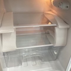 1年動作保証！！2ドア冷蔵庫　Haierの画像