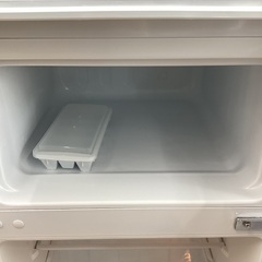 6ヶ月動作修理保証！！　2ドア冷蔵庫　Hisenseの画像