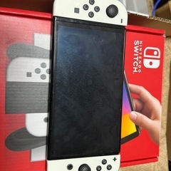 Nintendo Switch（有機ELモデル）128GBメモリーカード付きの画像