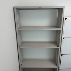 事務用棚の画像