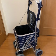シルバーカー　SUWAREL スワレル　ユーバ産業　 手押し車の画像