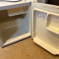 ミニ冷蔵庫　無料の画像