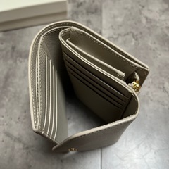 ava アニエスベー　財布の画像