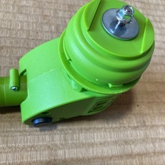 お値下げしました！　新品　芝刈り機　バッテリー2個　　の画像