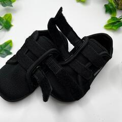 スニーカー　14cm 黒　つま先ゆったり　子ども用　幅広　着脱しやすいの画像