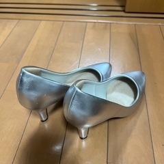 シルバー　ハイヒール（パーティ&ウェディング用）3S 21.5センチくらいの画像