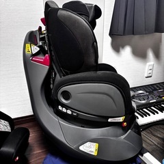 apricaのチャイルドシート　回転　リクライニングの画像