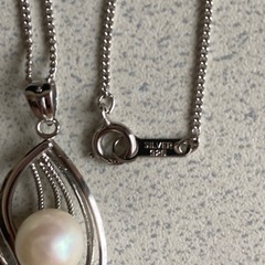 silver925 パール付ネックレス　オープンペンダント ネックレス　刻印ありの画像