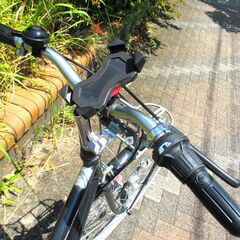 中古自転車 2025年購入品 INNOVATION FACORY クロスバイク 自転車 6段変速 27インチ LEDライト スマホスタンド付 ブラック 新品定価18,000円 通勤 通学 近所のお出掛けなどにの画像