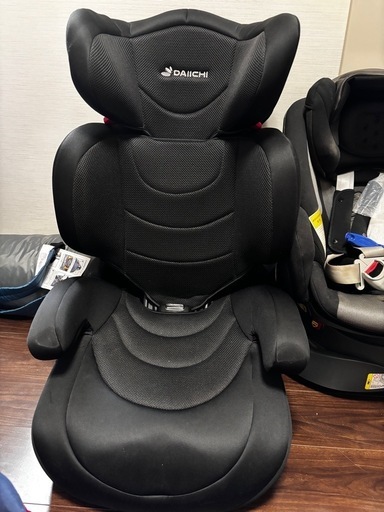 美品　ジュニアシート　説明書付き　2台あります