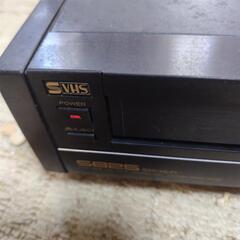 売り切れました、ジャンク　日立　S―VHS ビデオデッキの画像