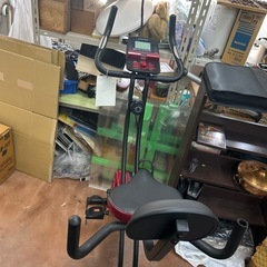 アルインコ　フィットネスバイク　クロス　レッド　AFBX4620 大阪引き取りの画像