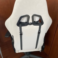 SWOLOL ゲーミングチェア オットマン付きの画像