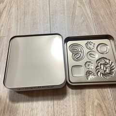 クッキー缶 ユーハイム　空き缶の画像