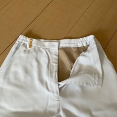 モンブラン　白衣　ズボンSサイズの画像