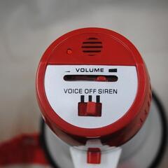 [1436]サイレン付　ハンディ拡声器　最大120dB　折りたたみ　動作確認済の画像