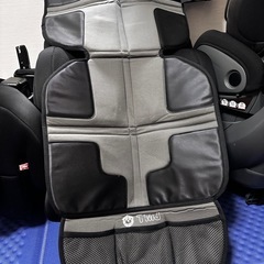 apricaのチャイルドシート　回転　リクライニングの画像