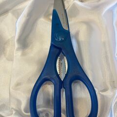 ★スタイリッシュなイタリア製キッチンアイテム4点セット　　栓抜き、コルク抜き、ピーラー、ハサミの画像