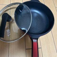 Tefal 片手鍋 ガラス蓋付き 赤黒の画像