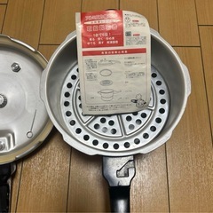 圧力鍋 シルバー 約22cm 安全弁付きの画像