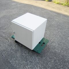 扉付き　収納　ボックス　棚の画像