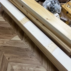2×4木材と板の画像
