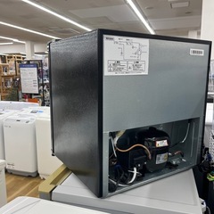 IRIS OHYAMA アイリス オーヤマ ノンフロン冷蔵庫 PRC-B051D-B 定格内容積46L 1ドア サイコロ冷蔵庫 のご紹介です。 の画像