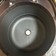 HITACHI RZ-TG103M 炊飯器 赤2019年製　動作確認済みの画像