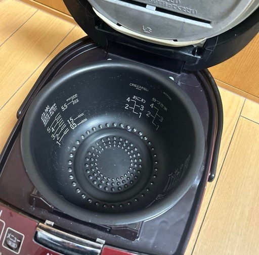 HITACHI RZ-TG103M 炊飯器 赤2019年製 動作確認済み