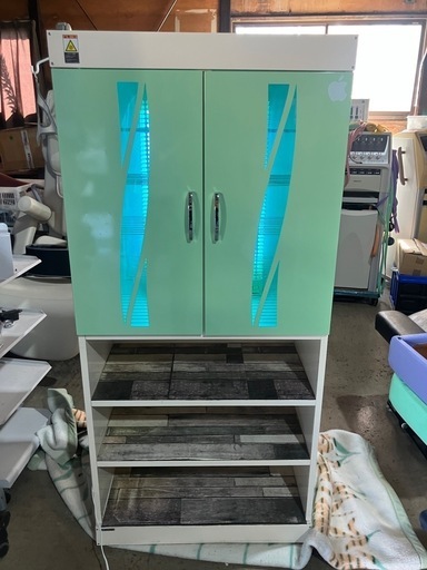 スリッパ滅菌庫