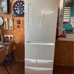 G3149 TOSHIBA 2018年　411L  自動製氷器付き　左開き　サイドポケット１欠　5ドア冷蔵庫　棚板1欠の画像